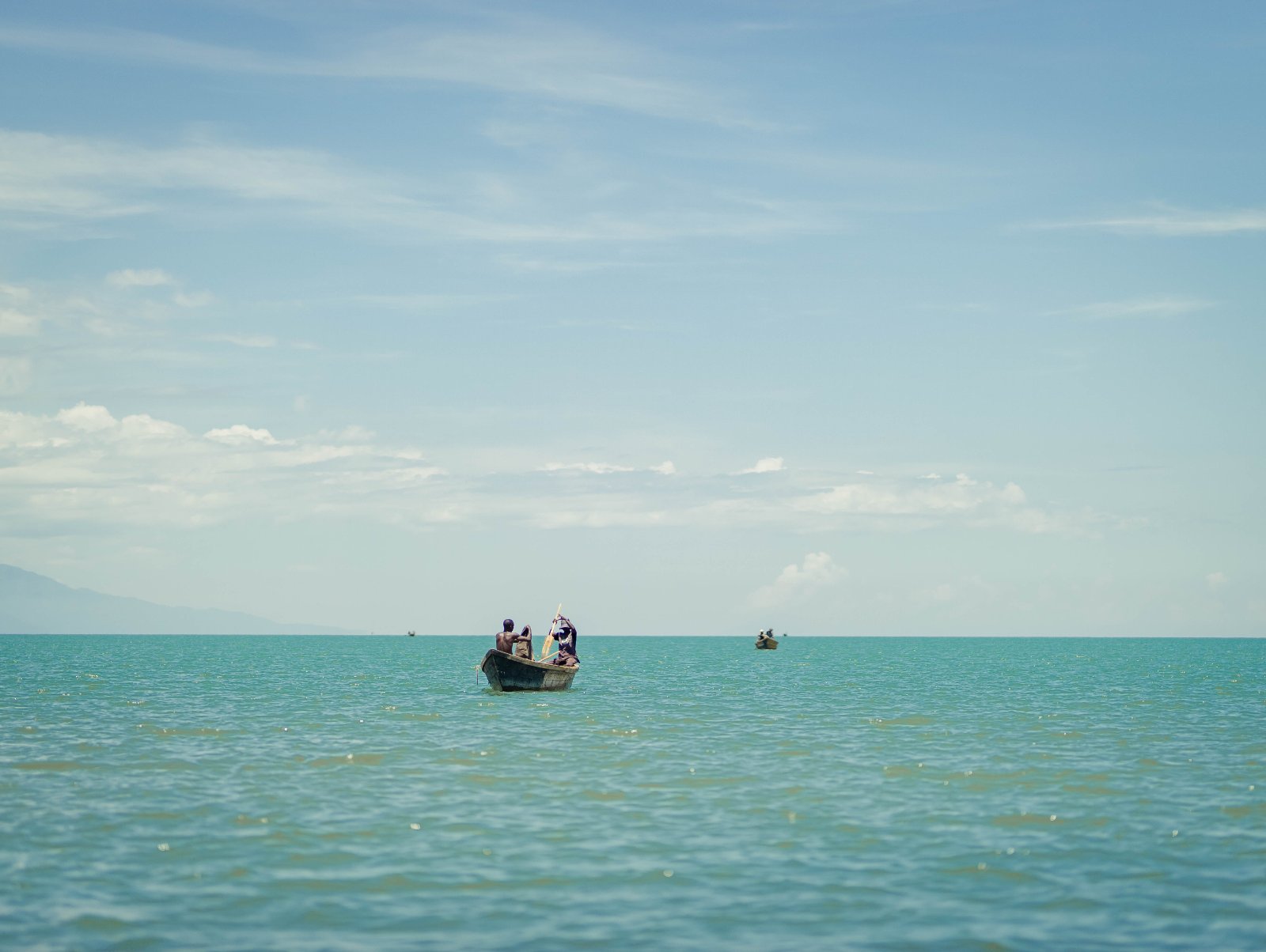 Fishing, cities and infrastructure across fragile and conflict-affected settings
